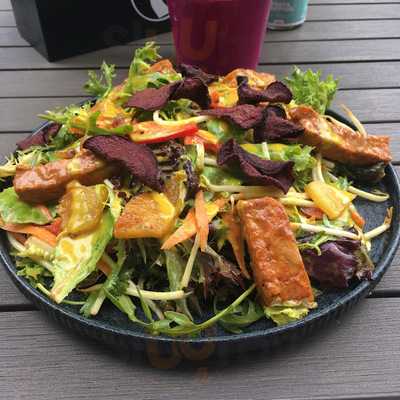 Vegan Snackbar 1 By Attila Hildmann (bio)