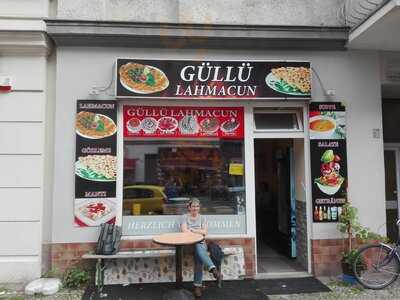 Güllü Lahmacun