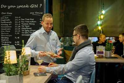 Relax Food, Drinks & You