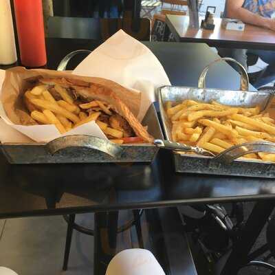 The Brothers - The Real Greek Street Food