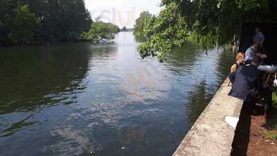 Milchbar Im Funkhaus