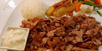 Black & White Restaurant - Cafe