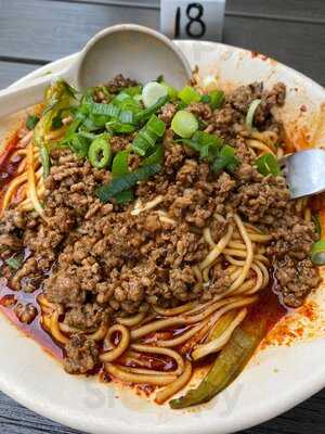 Liu Chengduweidao - Chuan Chuan Xiang Und Nudelhaus