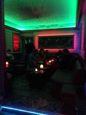 Molotow Cocktail Bar