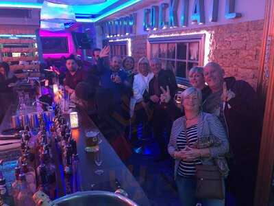 Molotow Cocktail Bar