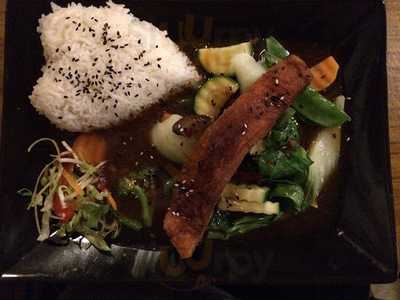 Á Âu Vietnamese Restaurant