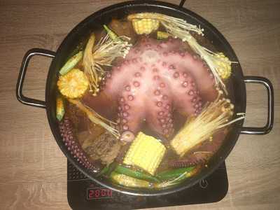 Á Âu Vietnamese Restaurant