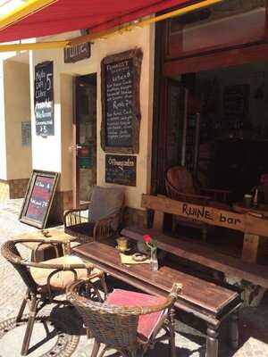 Ruine Cafe Bar
