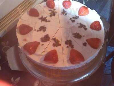 Tortenhebär - Weincafe An Der Oper