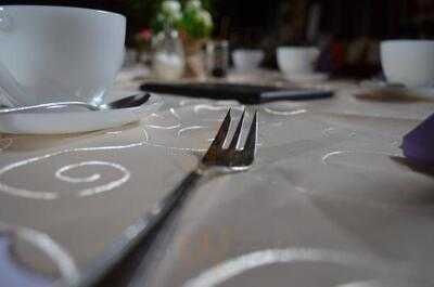 Tortenhebär - Weincafe An Der Oper