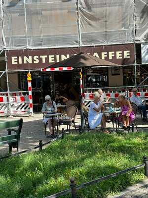 Einstein Kaffee Am Adenauer Platz