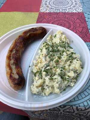 Rostbratwurst Am Ostbahnhof