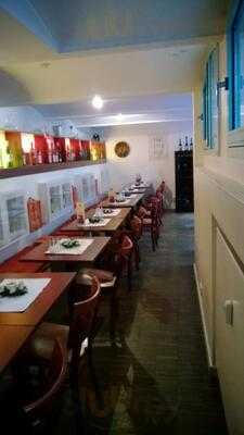 Rosen-bistro By Amicus Vini