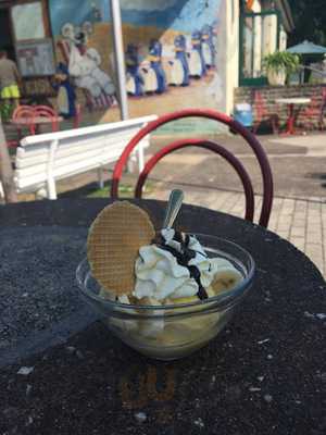 Winkels Eiscafe