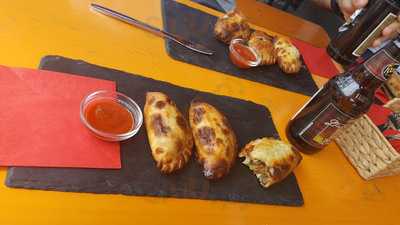 Gloria Empanadas