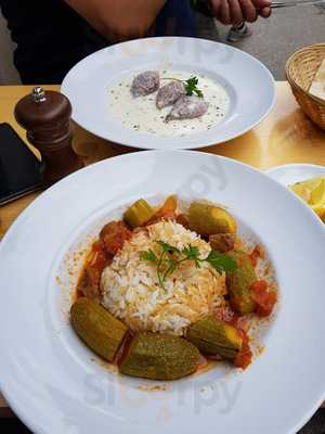 Chebli - Weinbar & Orientalische Speisen