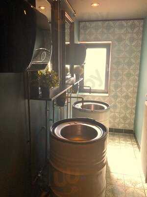 The Mymoon Restaurant & Lounge