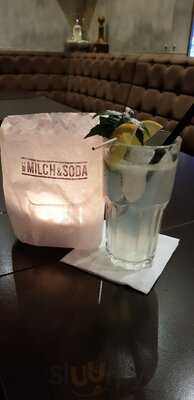 Milch & Soda