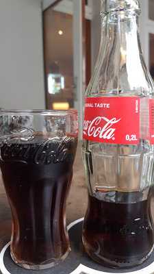 Cabinett Cafe & Bistro