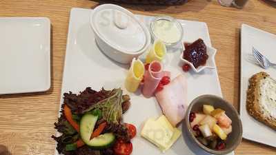 Cabinett Cafe & Bistro