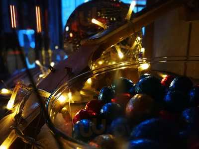 Studio 8 Bar Gallery