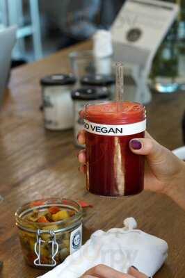 The Jivamukti Canteen