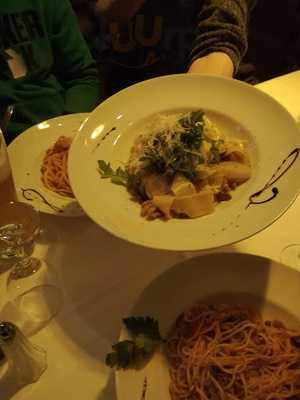 Osteria Scenario Pasta E Vino