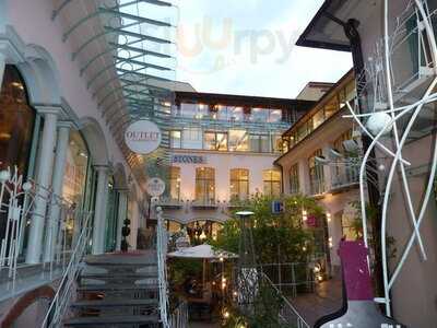 Rosen-bistro By Amicus Vini