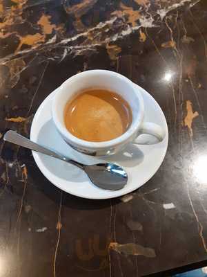 Einstein Kaffee Am Mercedes Platz