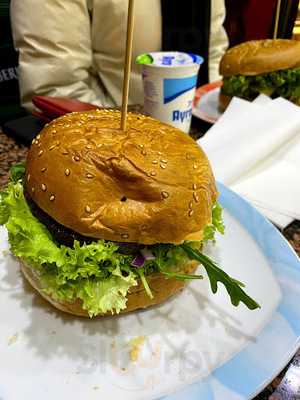 Rambo's Grill - Bar & Bistro