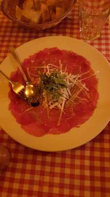 Der Goldene Hahn (plätze Am Tresen)