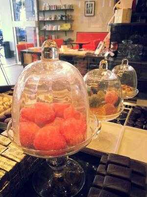 Manon Espresso Bar & Chocolaterie