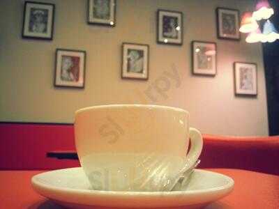 Manon Espresso Bar & Chocolaterie