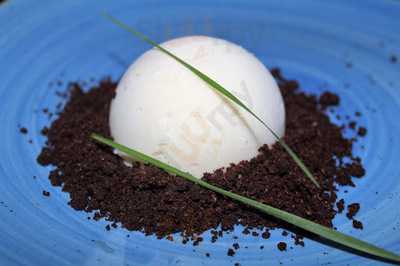 Die Eisbufee Und Der Waffler