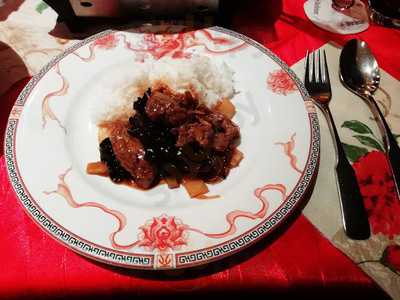 How How  China Restaurant