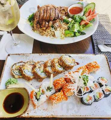 Van Sy Nguyen Sushi Restaurant