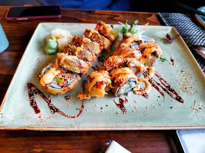 Van Sy Nguyen Sushi Restaurant