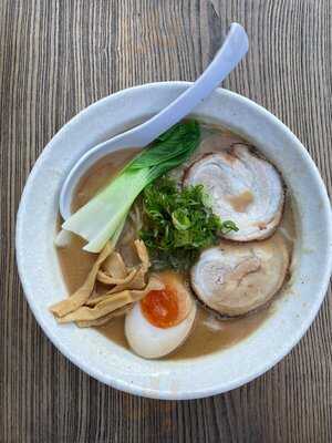 Niko Niko Ramen (ex-hako Ramen Am Boxi)