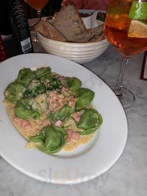 L'osteria Berlin Humboldthafen