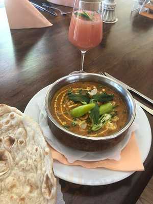 Yogi Restaurant Kreuzberg