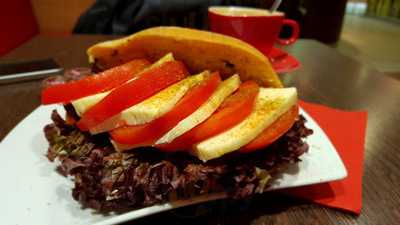 Maitre Vite - Victoria Center