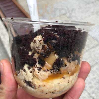 Spooning Cookie Dough Pop-up Store