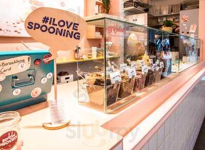 Spooning Cookie Dough Pop-up Store
