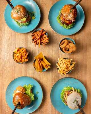 Chillers Bar & Restaurant