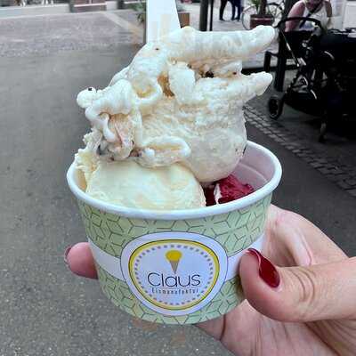 Claus - Eismanufaktur & Deli