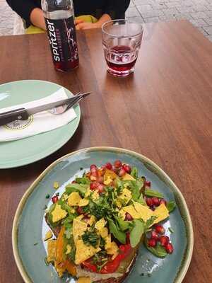 Claus - Eismanufaktur & Deli