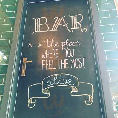 Café Bar Bruder & Schwester