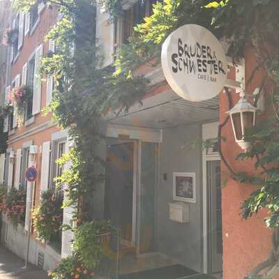 Café Bar Bruder & Schwester