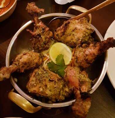 Tadka Indisches Restaurant