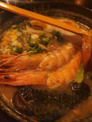 Hiroshi Sushi & Ramen